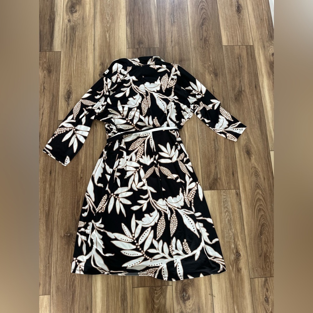 Lane Bryant womens floral 3/4 sleeve faux wrap jersey midi dress size 22/24 NWT - Picture 6 of 6